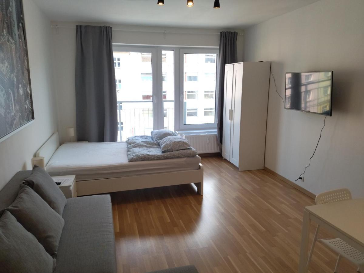 Brand New Studio Apartment # 42 In Brand New Building With Free Parking In The Center Prague Luaran gambar